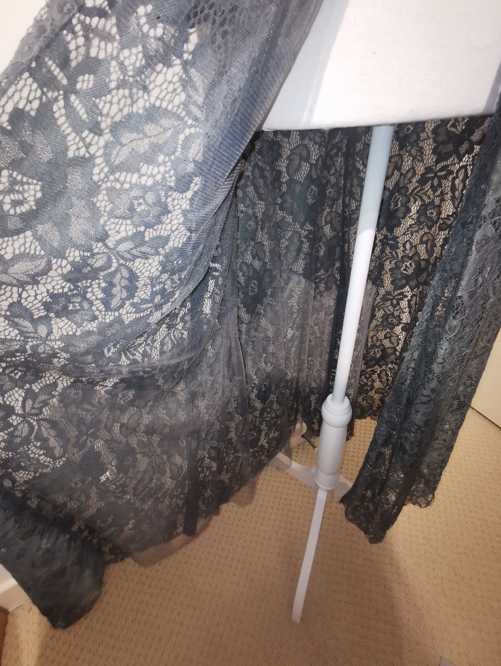 JJ's House Lace Very Y2K Collared Neckline Large 3/4 Sleeve Feminine Overlay - Picture 7 of 10